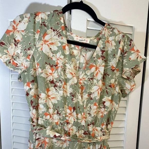 Magnolia Green Floral High Low Dress - Picture 4 of 6